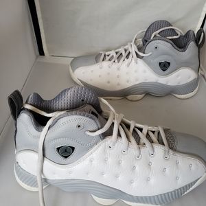 Jordan Jumpman Team II shoes